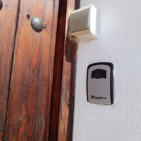 קמפו דה קריפטנה Calle Yelmo De Mambrino 19 מראה חיצוני תמונה